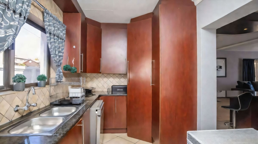 4 Bedroom Property for Sale in Safari Gardens North West